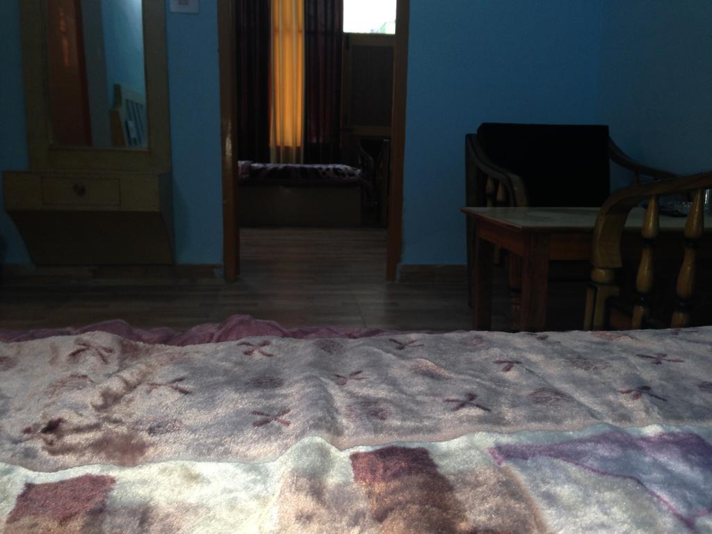 Hotel Ridge View Manāli Стая снимка